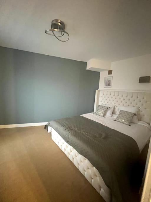 Wondersuite Appartement - Centre Ville Avec Parking Couvert -15Mn De Paris Et 10 Mn De Stade De France, Wifi, Netflix Deuil-la-Barre Εξωτερικό φωτογραφία
